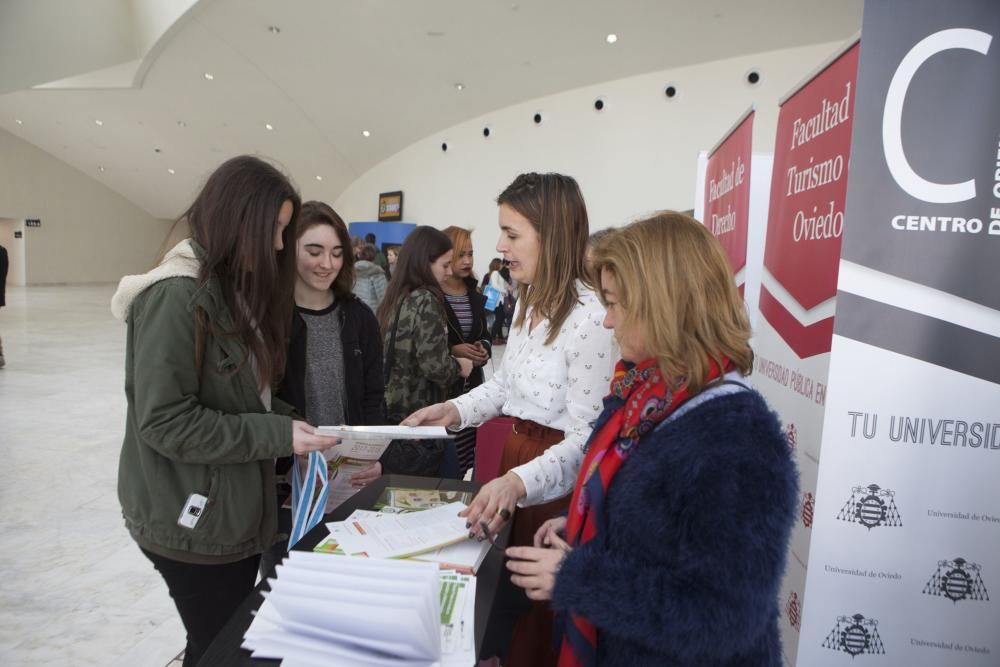 Jornadas de asesoramiento universitario para alumnos de bachillerato en Oviedo