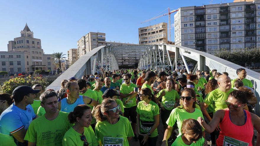FOTOS: Una marea verde contra el cáncer en Murcia