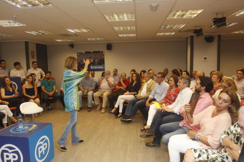 Cospedal visita València en su campaña de las primarias para presidir el PP