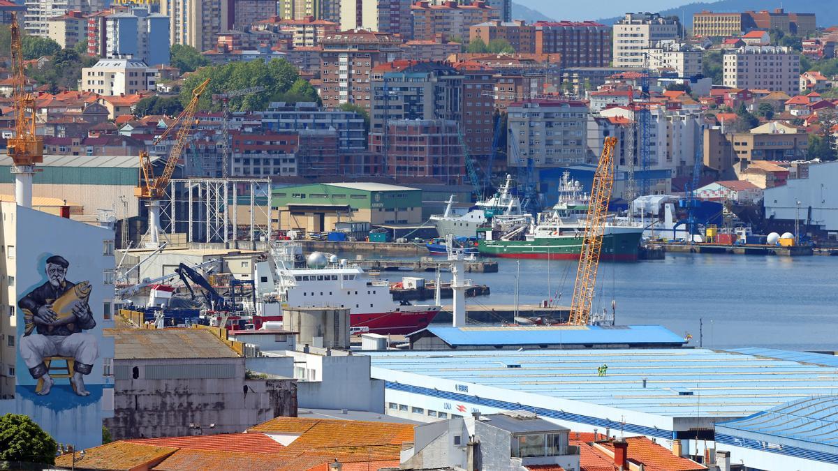 Vista general de los astilleros de Beiramar y Bouzas, en Vigo.   