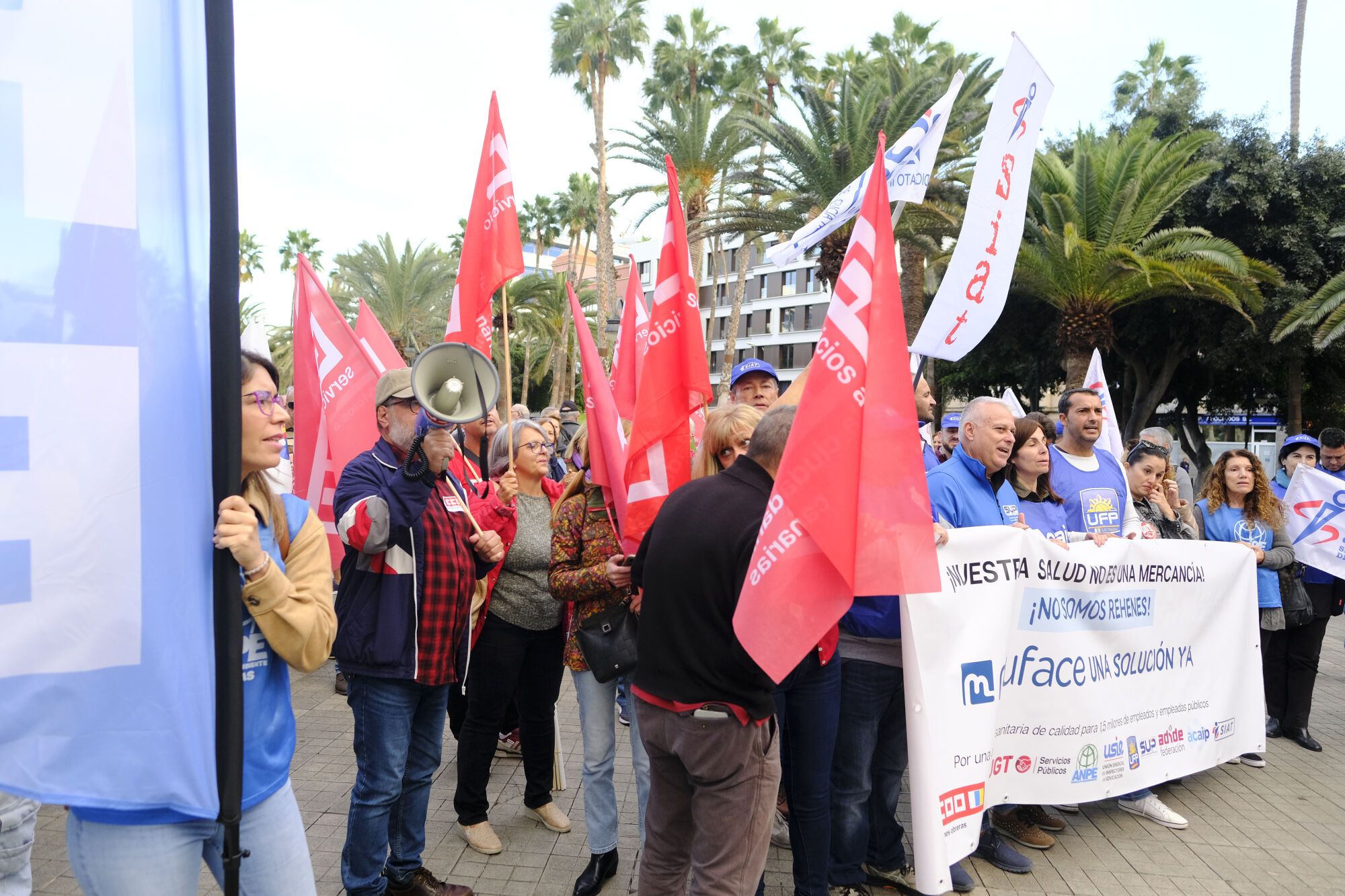 Concentración sindical en Las Palmas de Gran Canaria por la situación de Muface