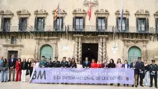 El PP y la izquierda vuelven a chocar por el 8M en el Ayuntamiento de Alicante