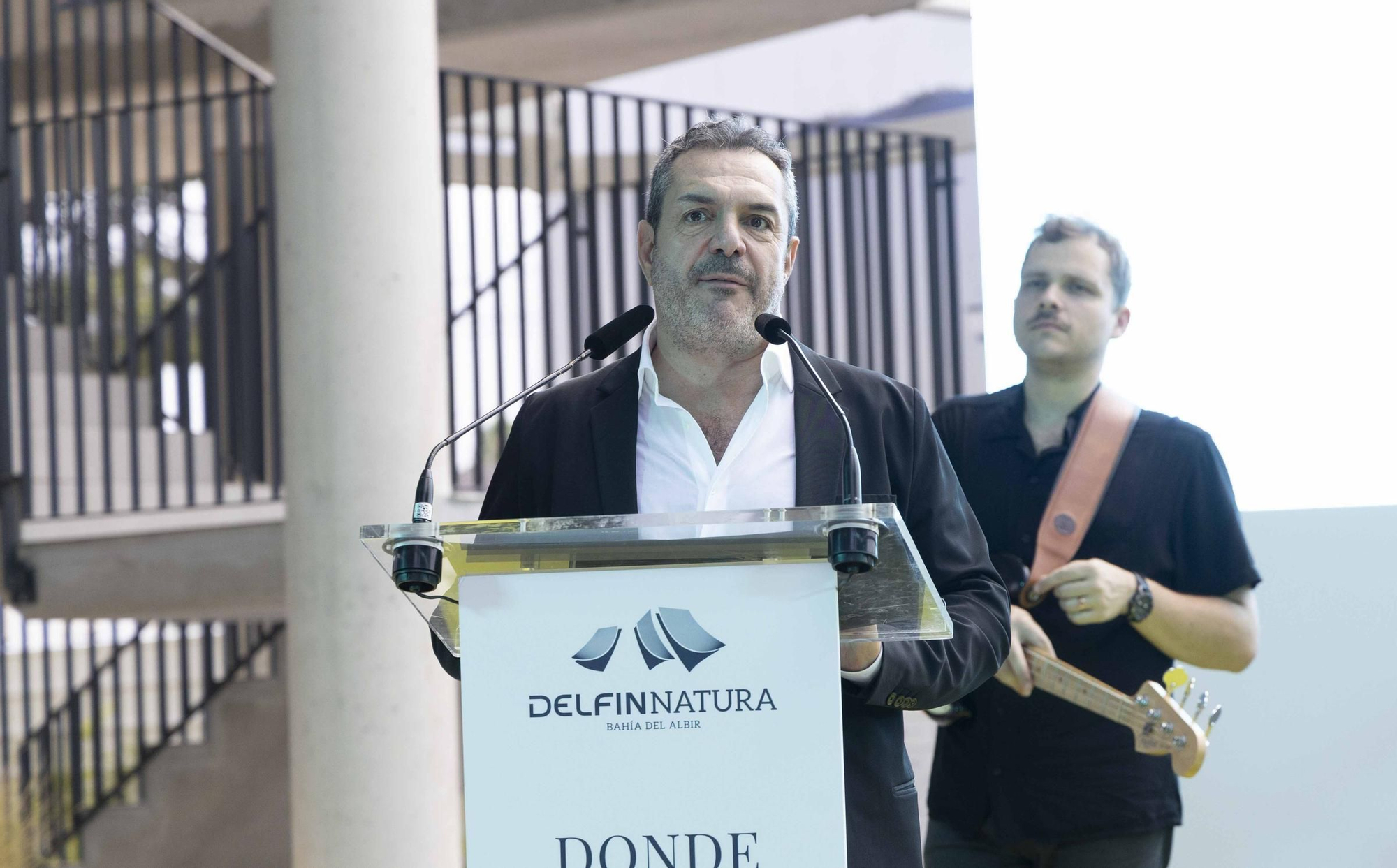 Espectacular inauguración de Delfin Natura en El Albir