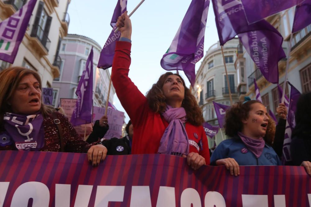 Miles de manifestantes colapsan el centro de Málaga en una marcha que comenzaba con polémica con Francisco de la Torre