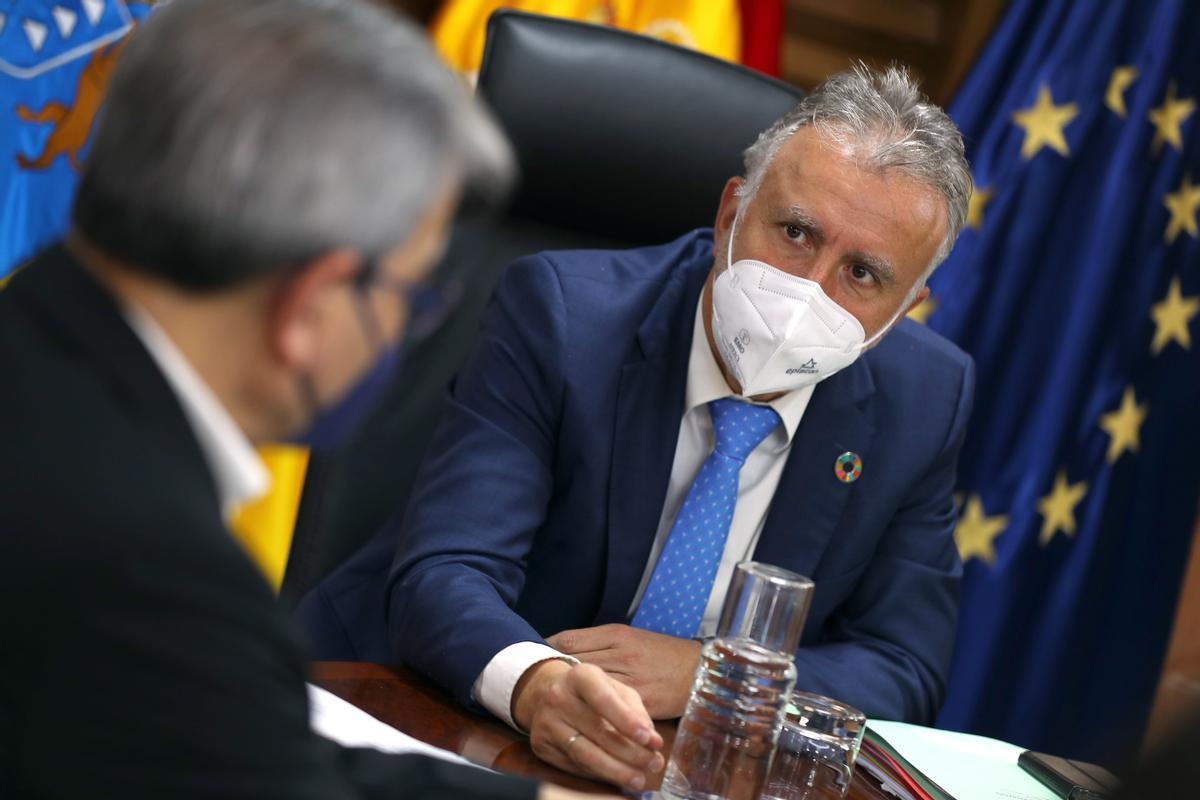 El presidente del Gobierno de Canarias, Ángel Víctor Torres, durante la reunión del Consejo de Gobierno de este jueves.