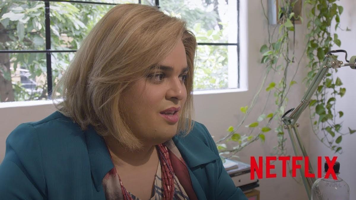 Paquita Salas (Brays Efe) en el nuevo vídeo de Netflix