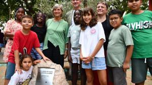Homenaje a Josep Gassó, fundador de Fundesplai, en Bellvitge.