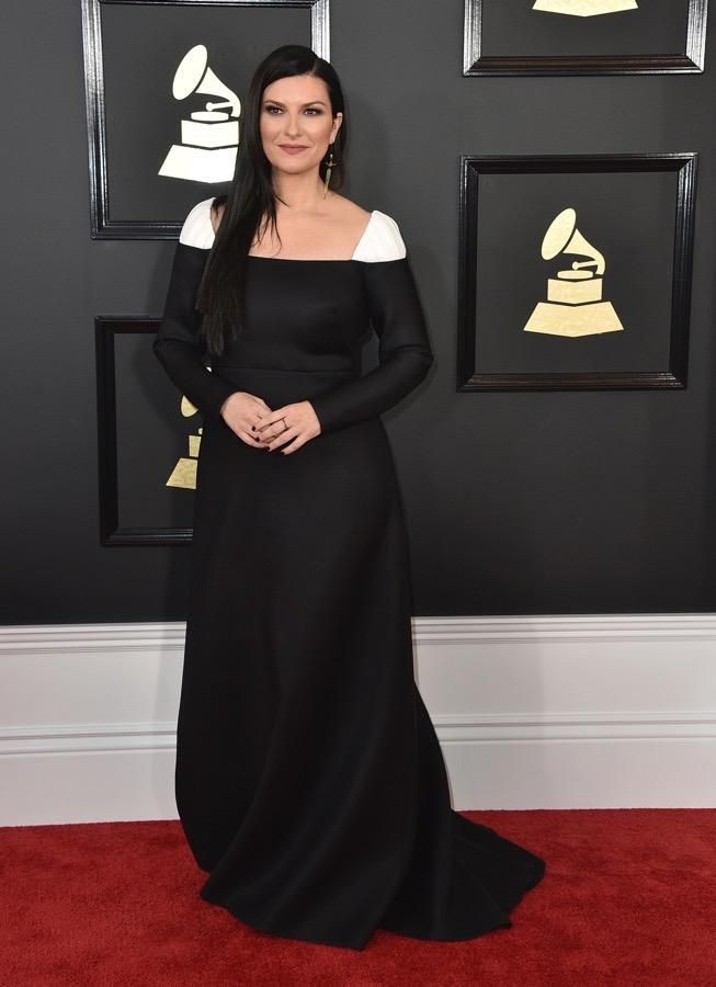 Premios Grammy 2017, Laura Pausini