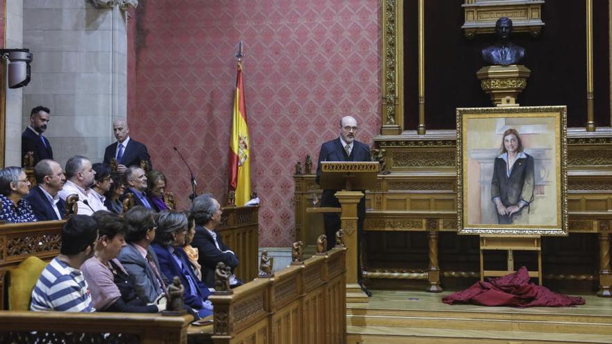 El Consell presenta el retrato de Montserrat Casas