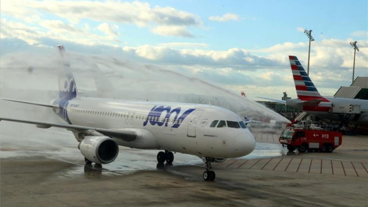 El primer avión de Joon en el aeropuerto de Barcelona-El Prat.