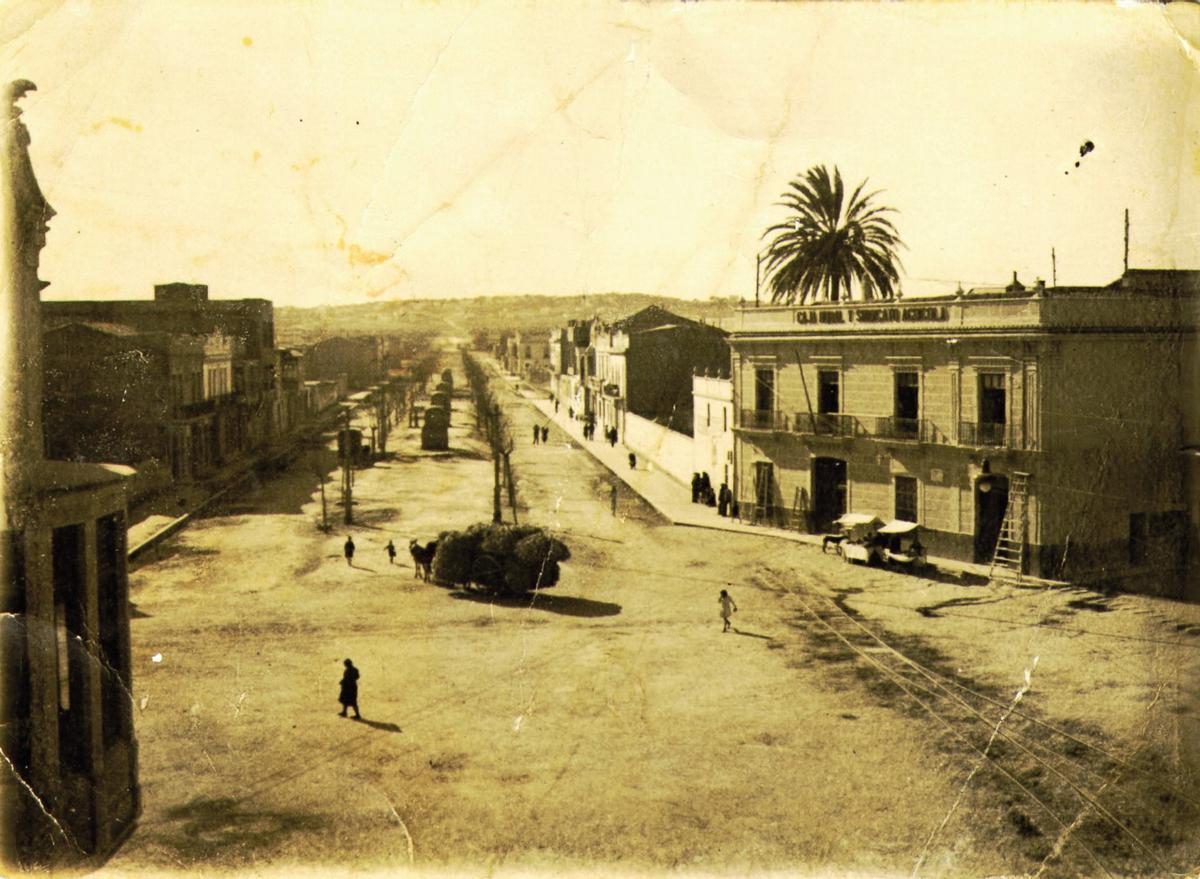 La avenida de Torrent, en los años 30.