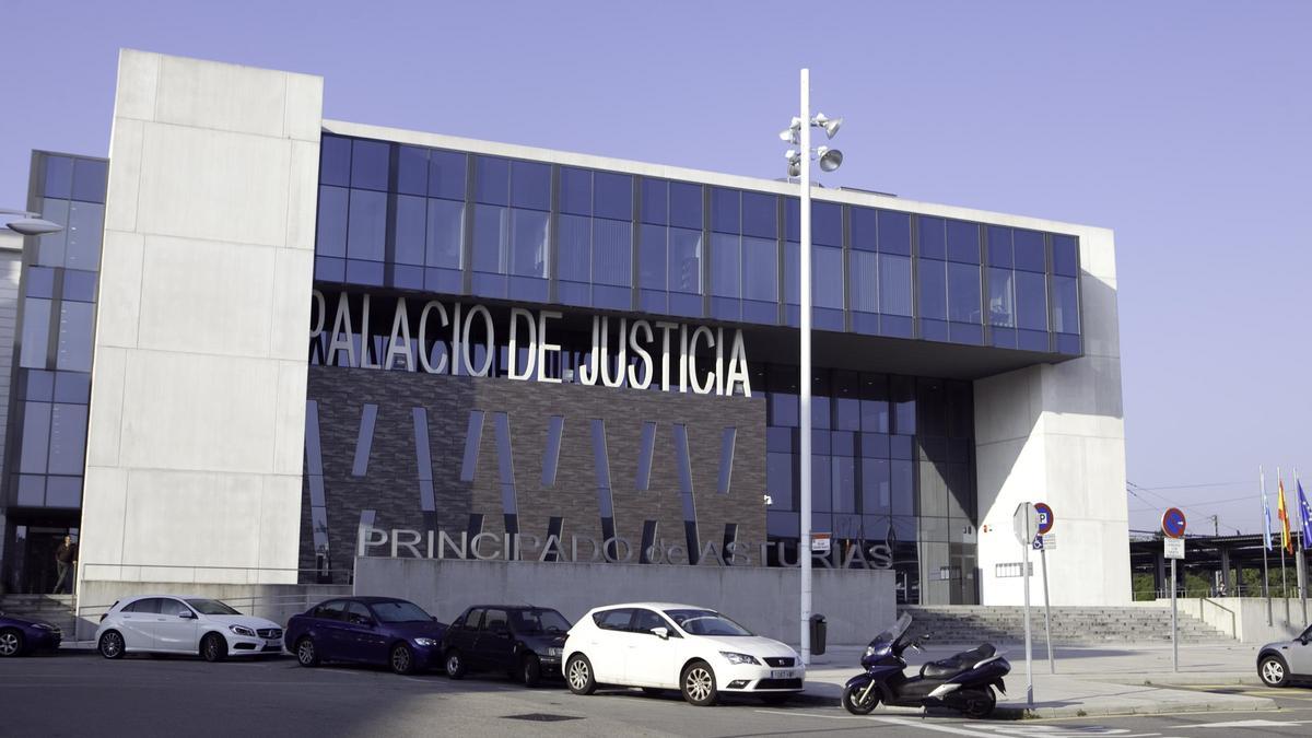 Vista del Palacio de Justicia de Gijón en una imagen de archivo