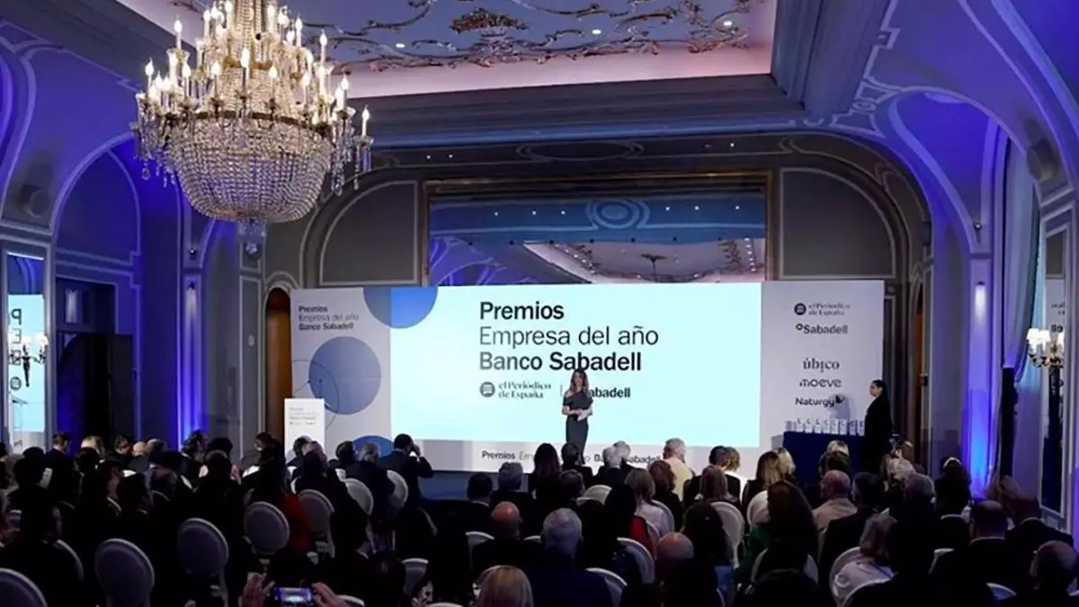 Banco Sabadell y Prensa Ibérica reconocerán «a los que hacen»