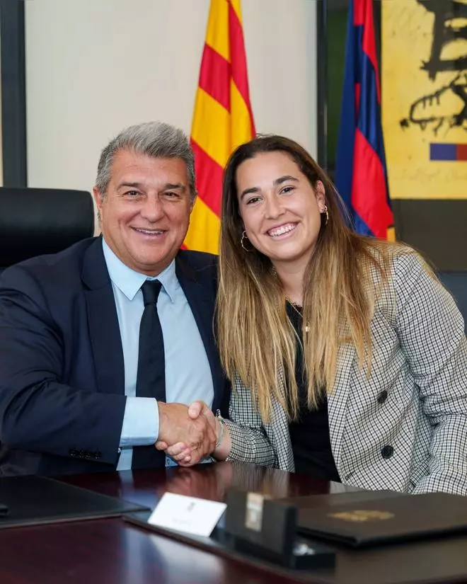 El Barça renueva a la portera mallorquina Cata Coll hasta 2026