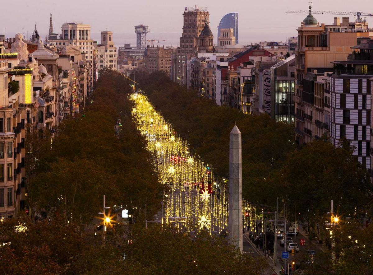 BCN tornarà a encendre els llums de Nadal al passeig de Gràcia BCN tornarà a encendre els llums de Nadal al passeig de Gràcia