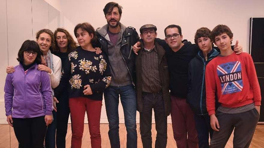 Algunos de los participantes de &#039;Picasso: a ollada nas mans&#039;, ayer en La Olímpica.