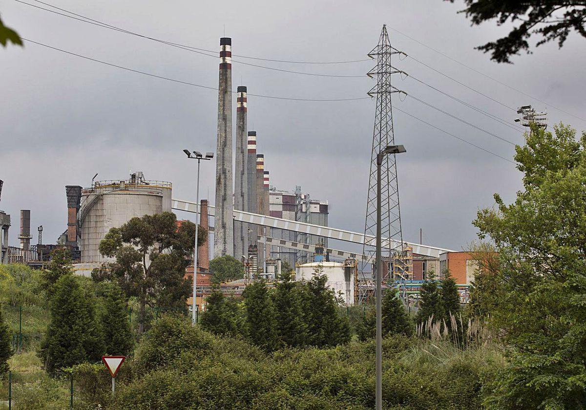 La planta de suministro de agua bruta asociada a baterías de coque, que fue el primer elemento que cayó el pasado mayo, con el inicio de las demoliciones.