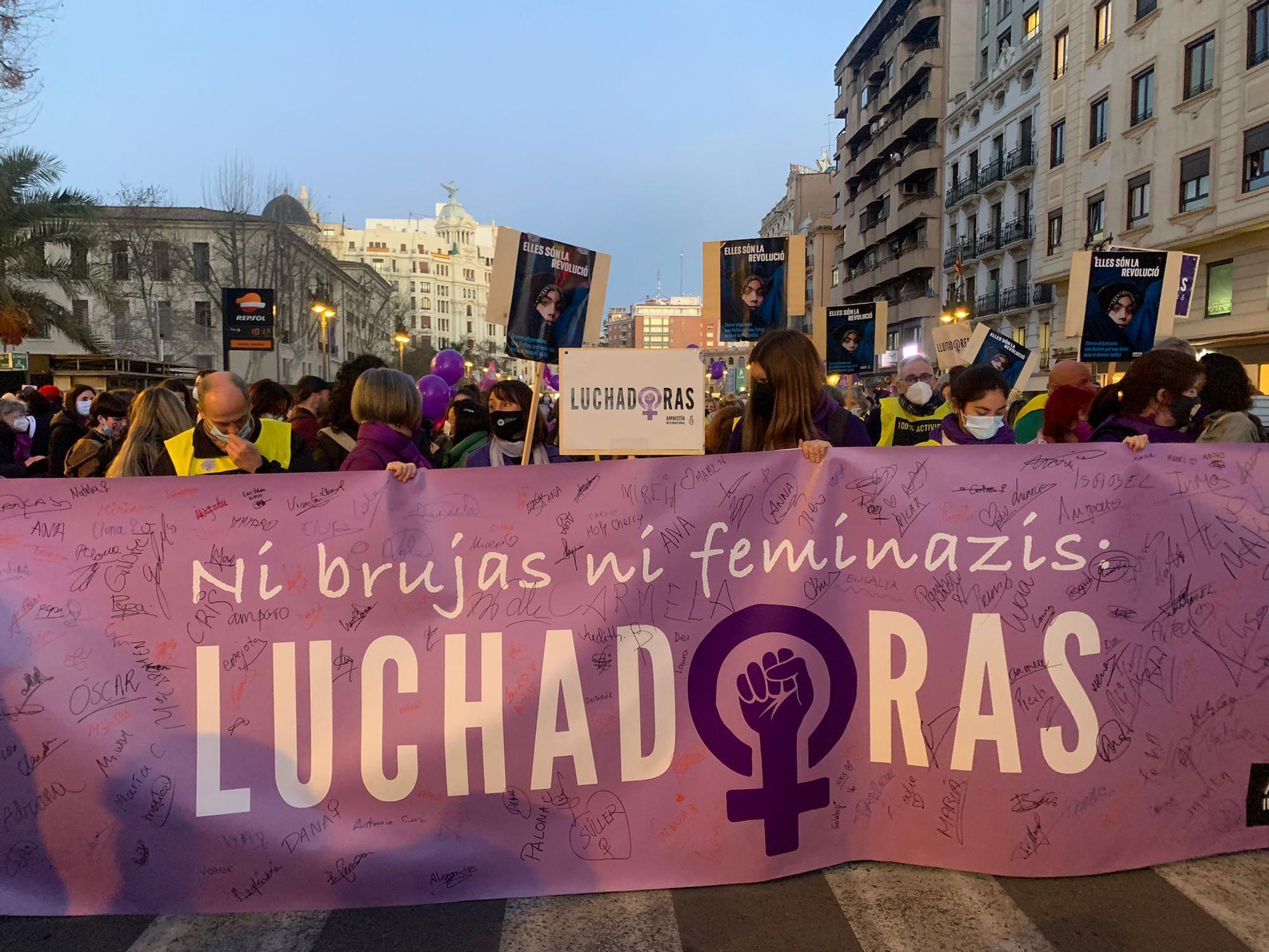 Arranca la manifestación del 8M en València