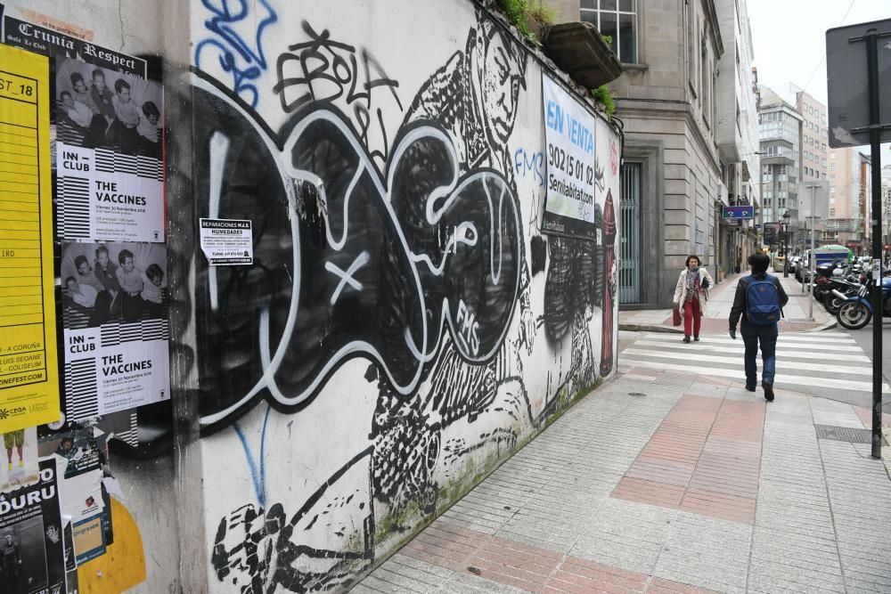 Pintadas en edificios de Ciudad Vieja y Pescadería