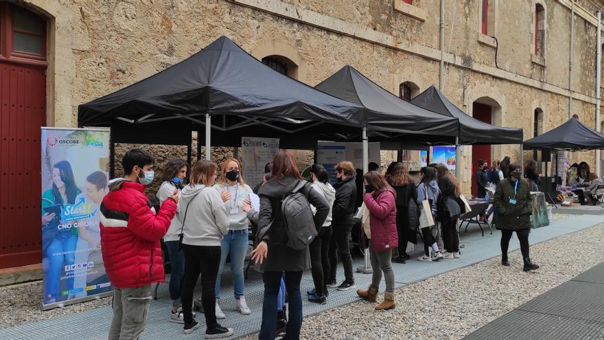 El Saló dels Oficis de Figueres reuneix 100 empreses, 56 estands amb l’oferta formativa i més de 1.500 joves