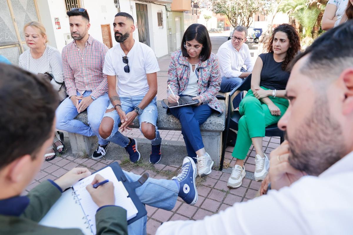 Imagen de la visita realizada por la candidata del PSOE a la Alcaldía del Ayuntamiento de Las Palmas de Gran Canaria, Carolina Darias.