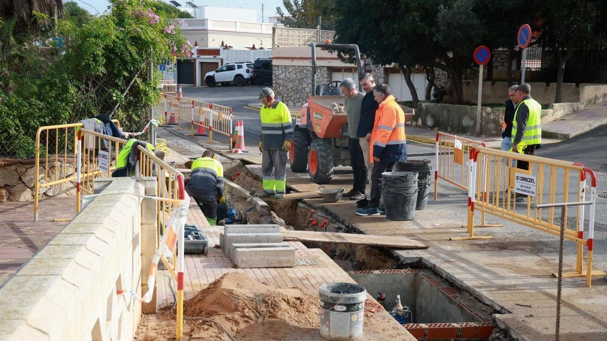 Trabajos de mejora de la red de agua potable.