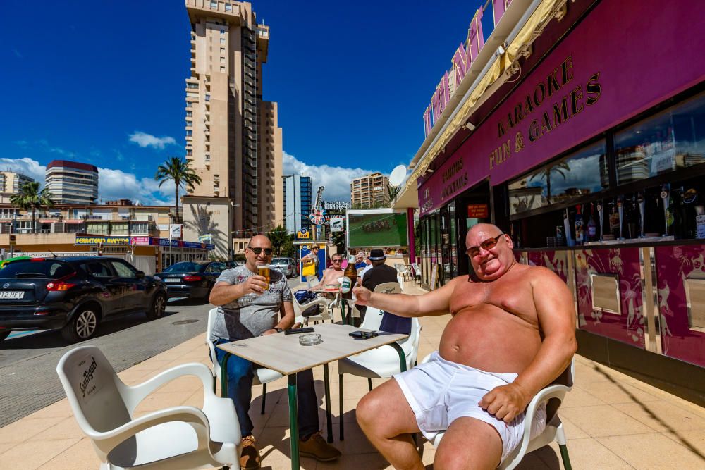 El 10% de las terrazas de bares de Benidorm abren