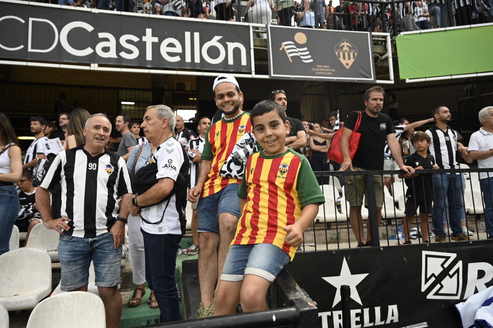 El empate en el Castellón-Alcorcón en un Castalia a reventar, en imágenes