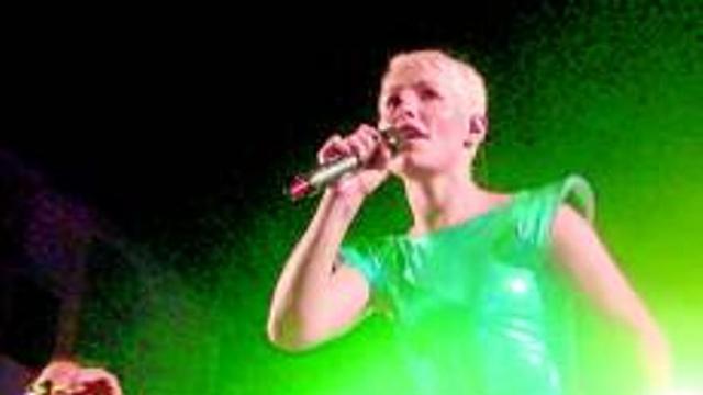 Soraya pone a reventar los Sanjuanes de Coria