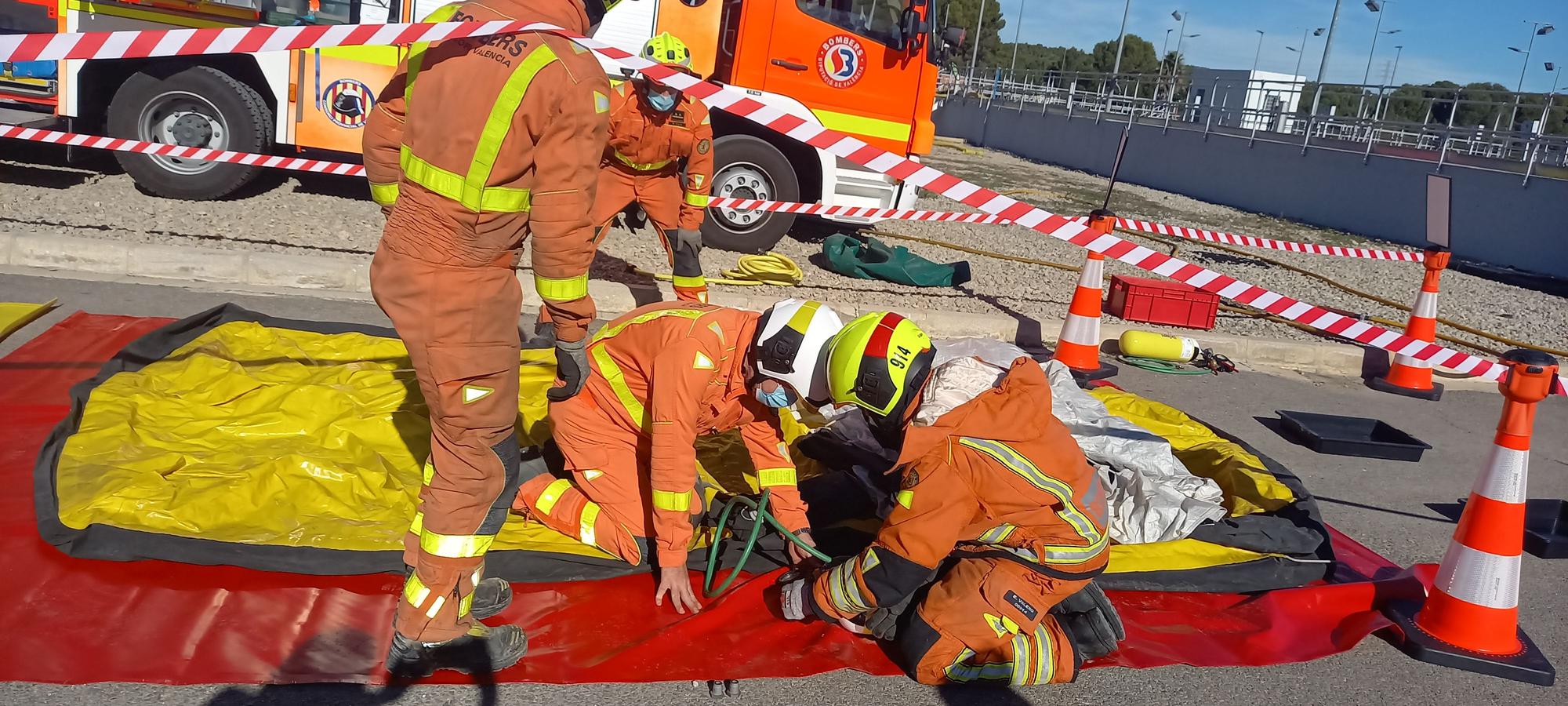 La EMSHI confirma su capacidad de respuesta ante graves emergencias con el simulacro en la potabilizadora La Presa