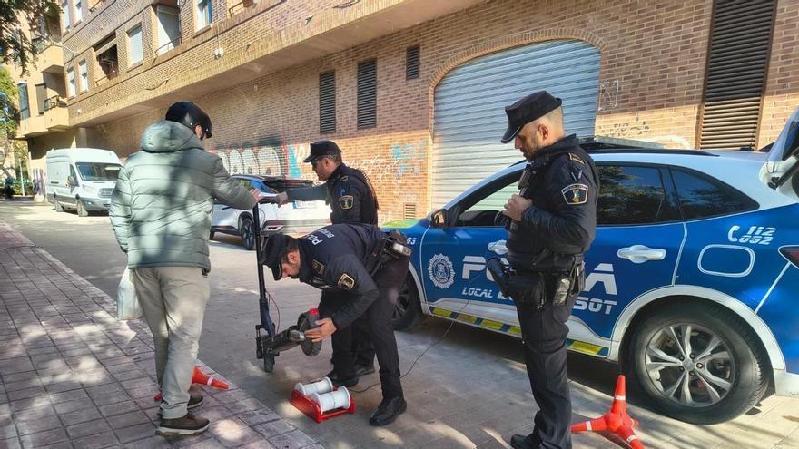 Burjassot incorpora un dinamómetro para medir la velocidad y potencia de los patinetes eléctricos