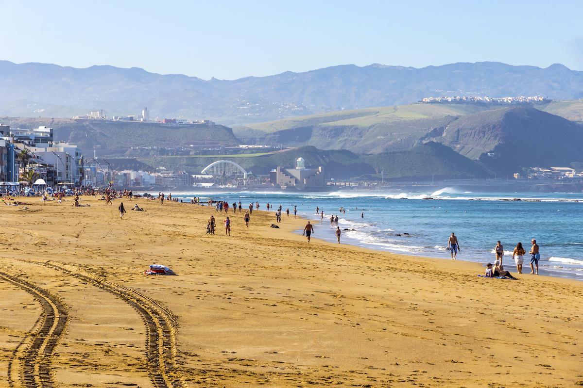 La playa de las Canteras es uno de los lugares más privilegiados de Gran Canaria.