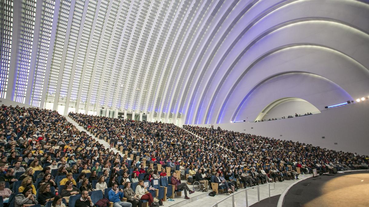 Un foro en el Palacio de Exposiciones y Congresos