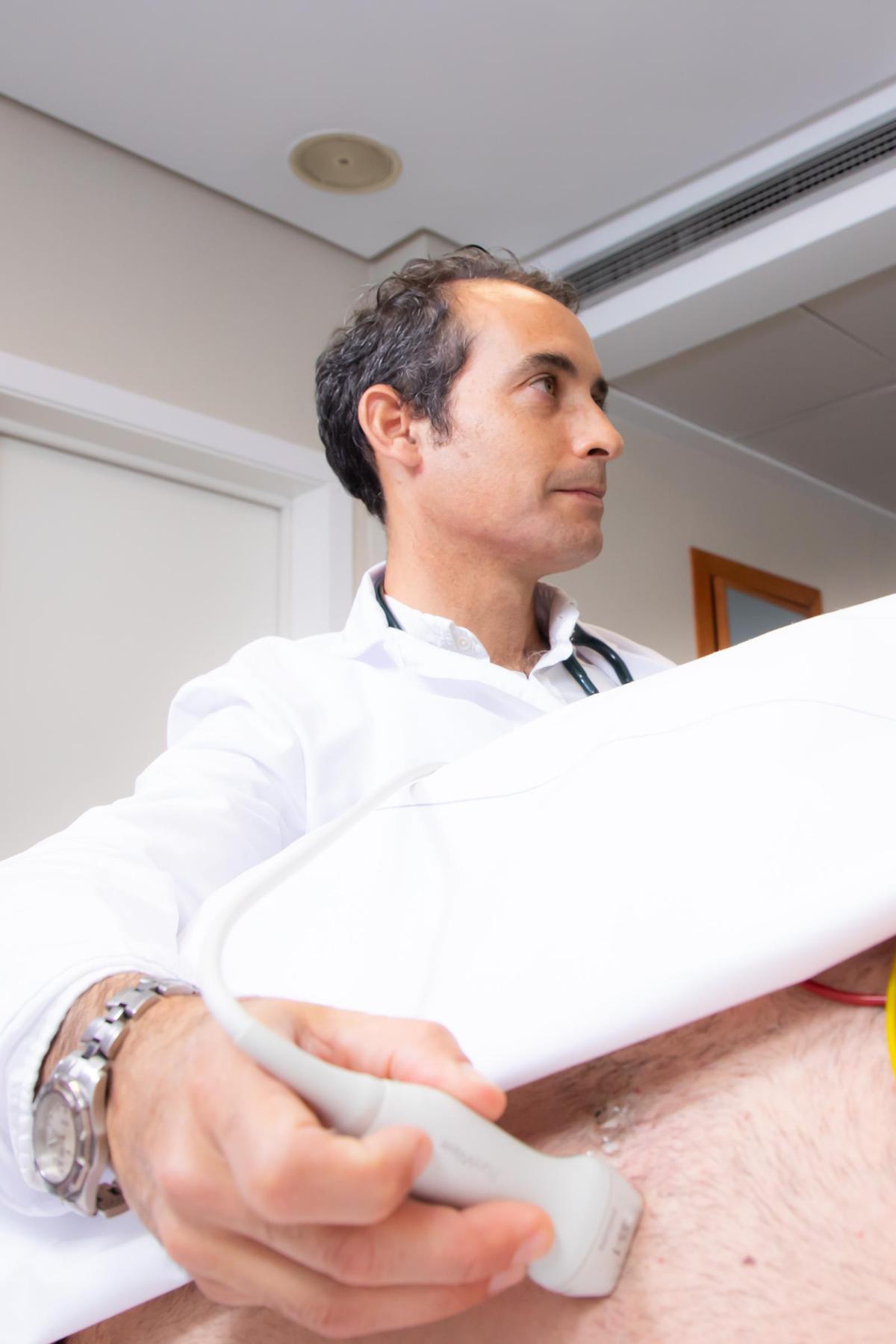 Dr. Ignacio Sánchez Lázaro, responsable de la Unidad de Cardiología del Hospital Vithas Valencia 9 de Octubre.