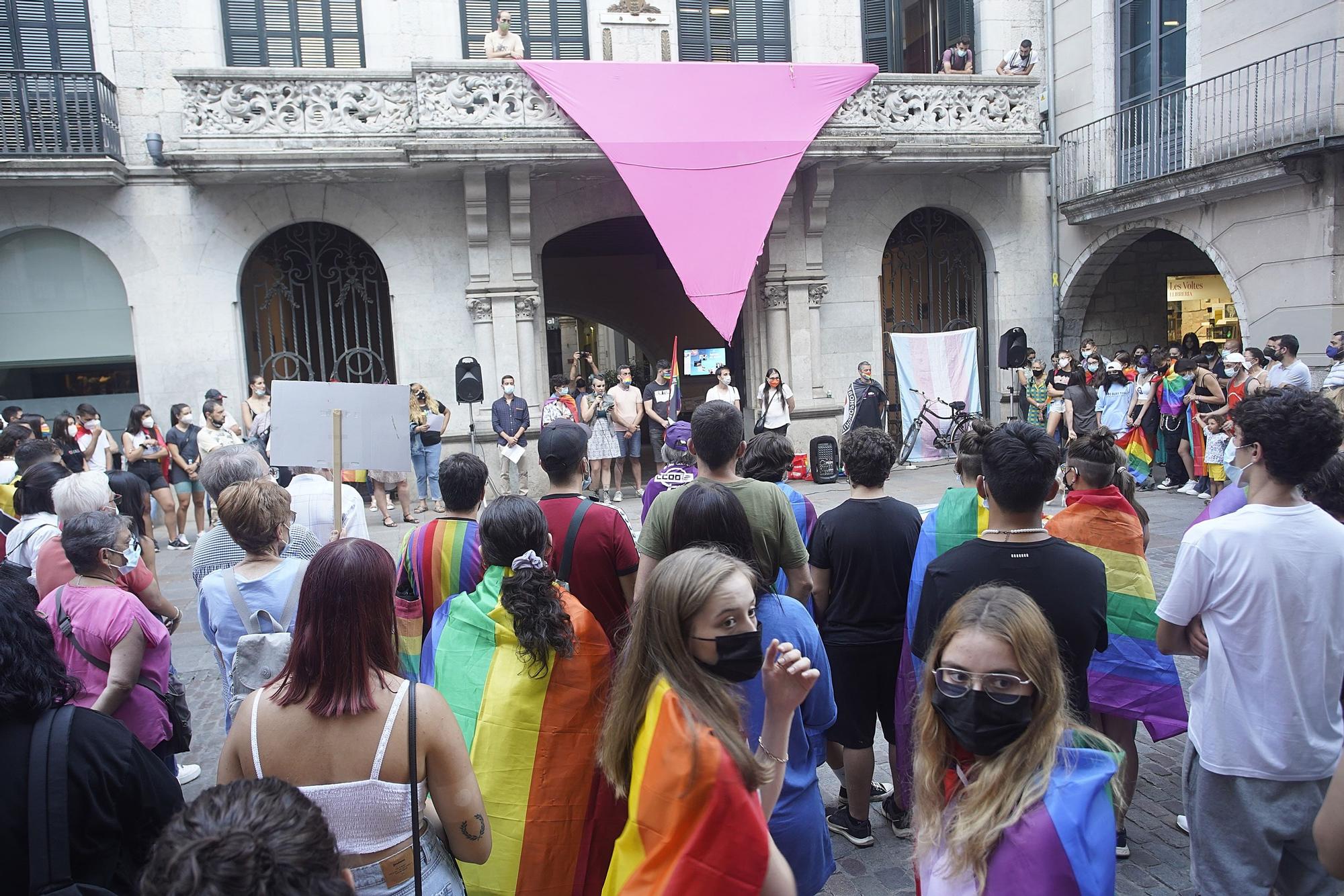 Concentració per condemnar la mort de Samuel Luiz a Girona