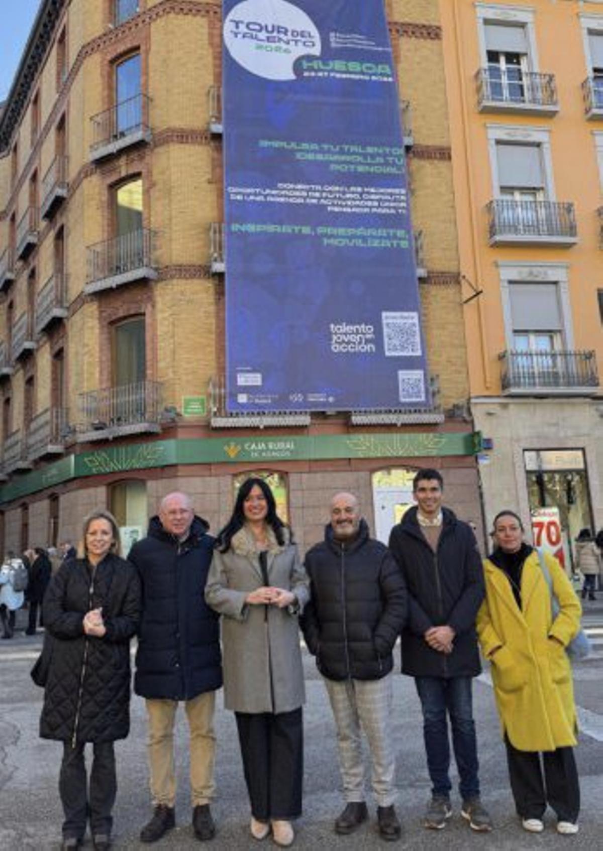 Orduna frente a la lona.