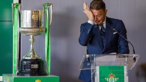 ¡Intenta no emocionarte! Joaquín, entre lágrimas, recordó cuando le llamaron para jugar con el primer equipo...