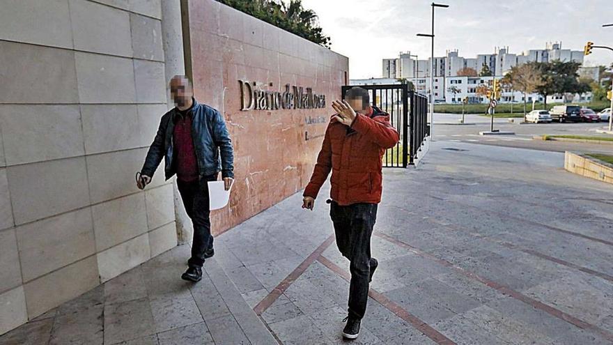 Los dos policías que han investigado las presuntas revelaciones de secreto en el caso Cursach.