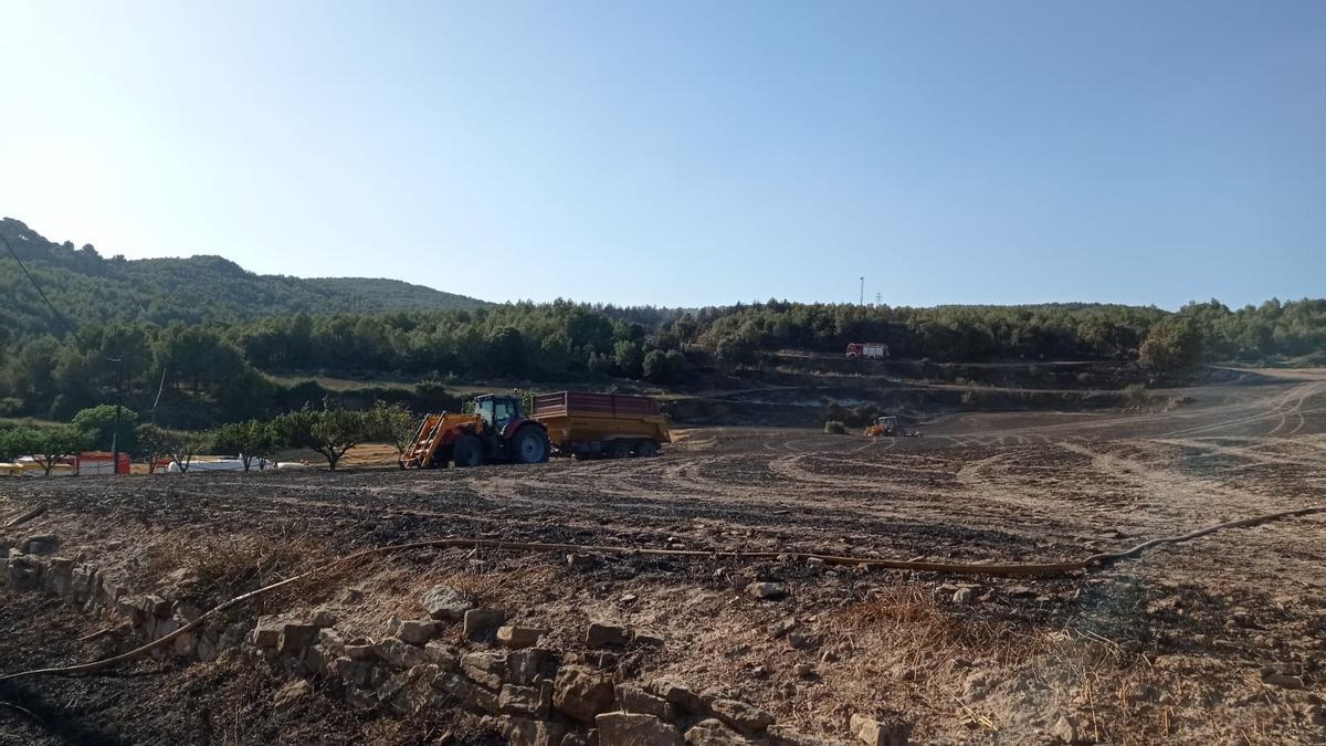 Zona afectada per l&#039;incendi agrícola a Sant Mateu de Bages