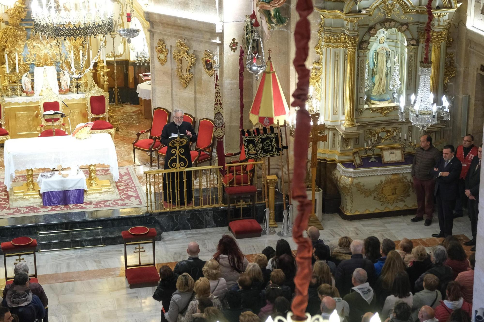 Así ha sido la visita de la comitiva de Hogueras a Caravaca de la Cruz