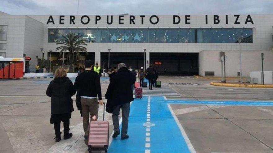 La Guardia Civil denuncia a Iberia y Air Europa por incumplir el distanciamiento