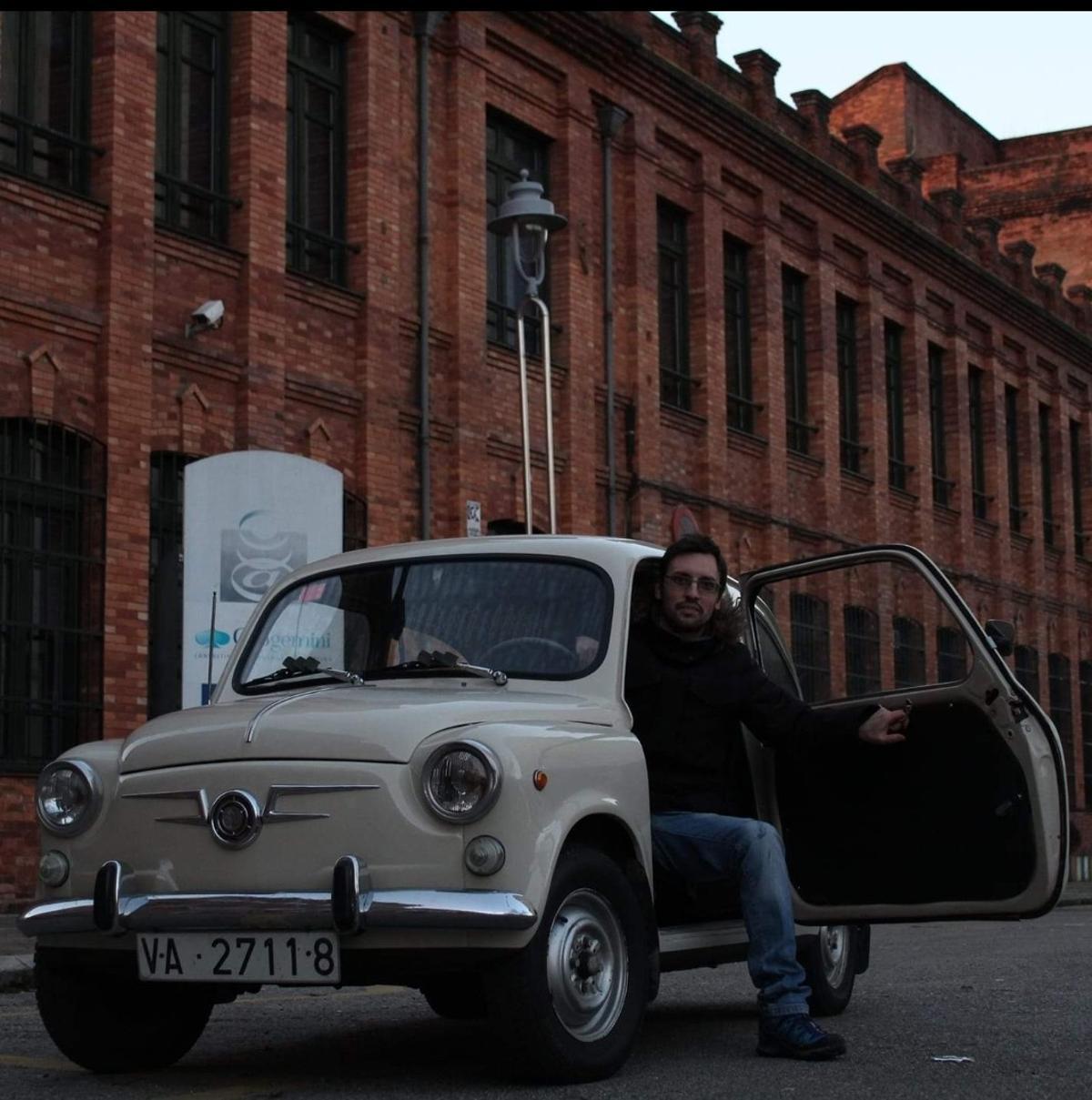 Set Ordás, con su Seat 600.