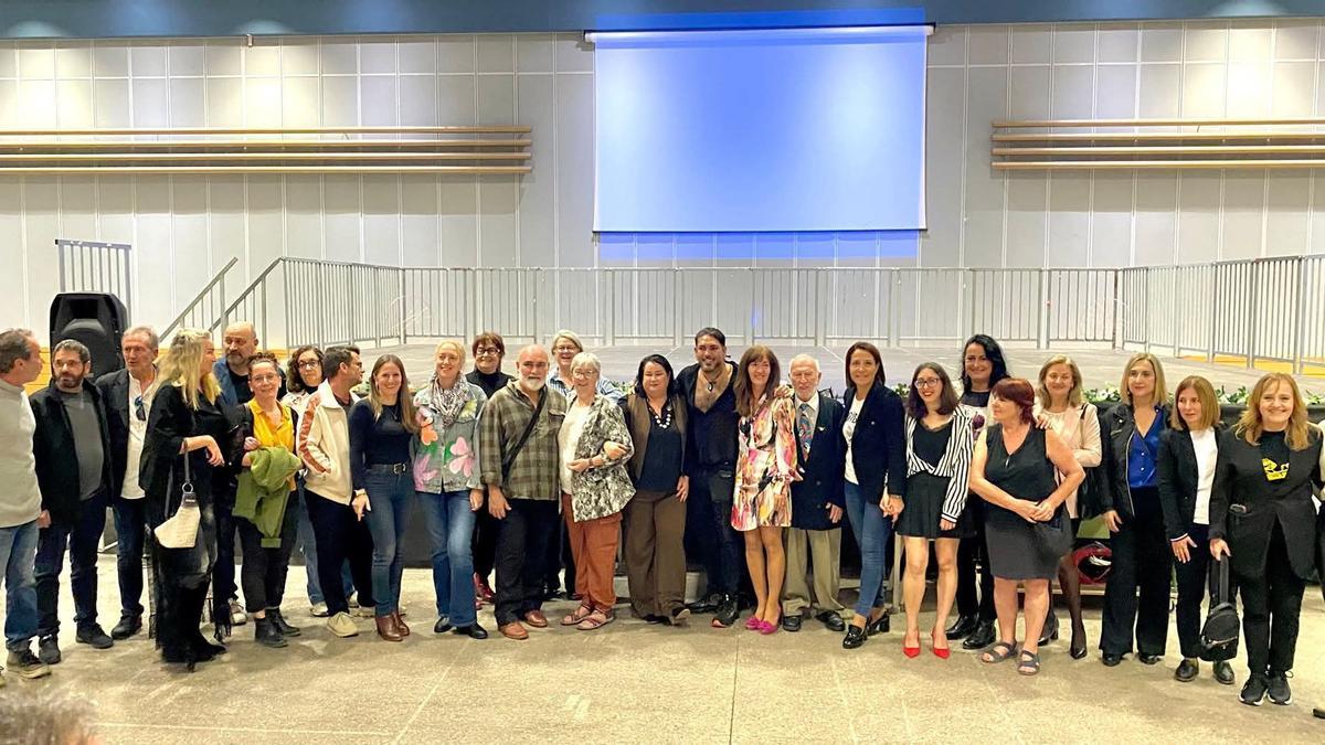 Parte de los asistentes en la jornada inaugural.