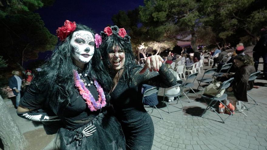 Halloween en Mallorca: una fiesta entre animales y buñuelos