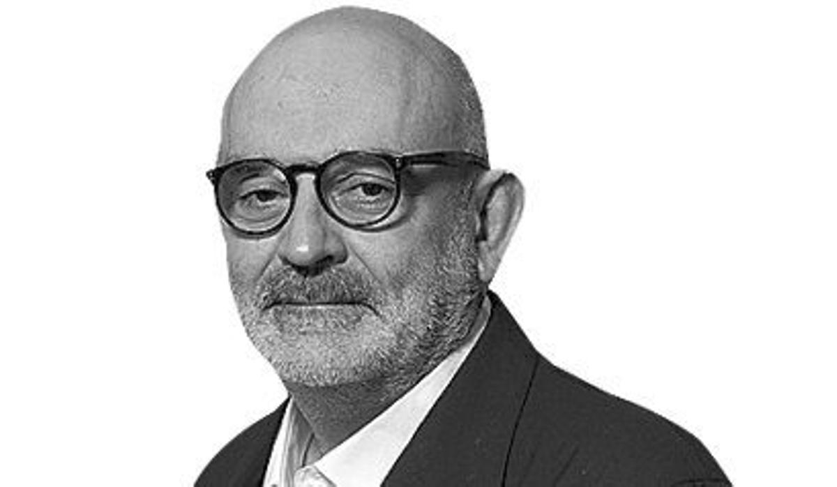 Algú pinta l’escena