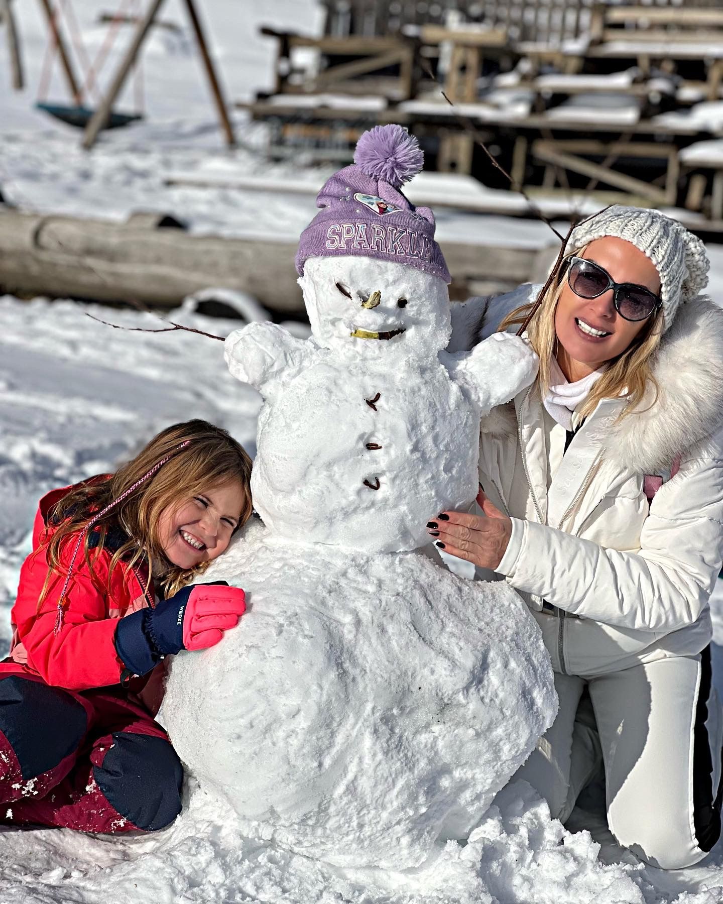 Peggy Jerofke mit Tochter Josephine im Ski-Urlaub in Ischgl.