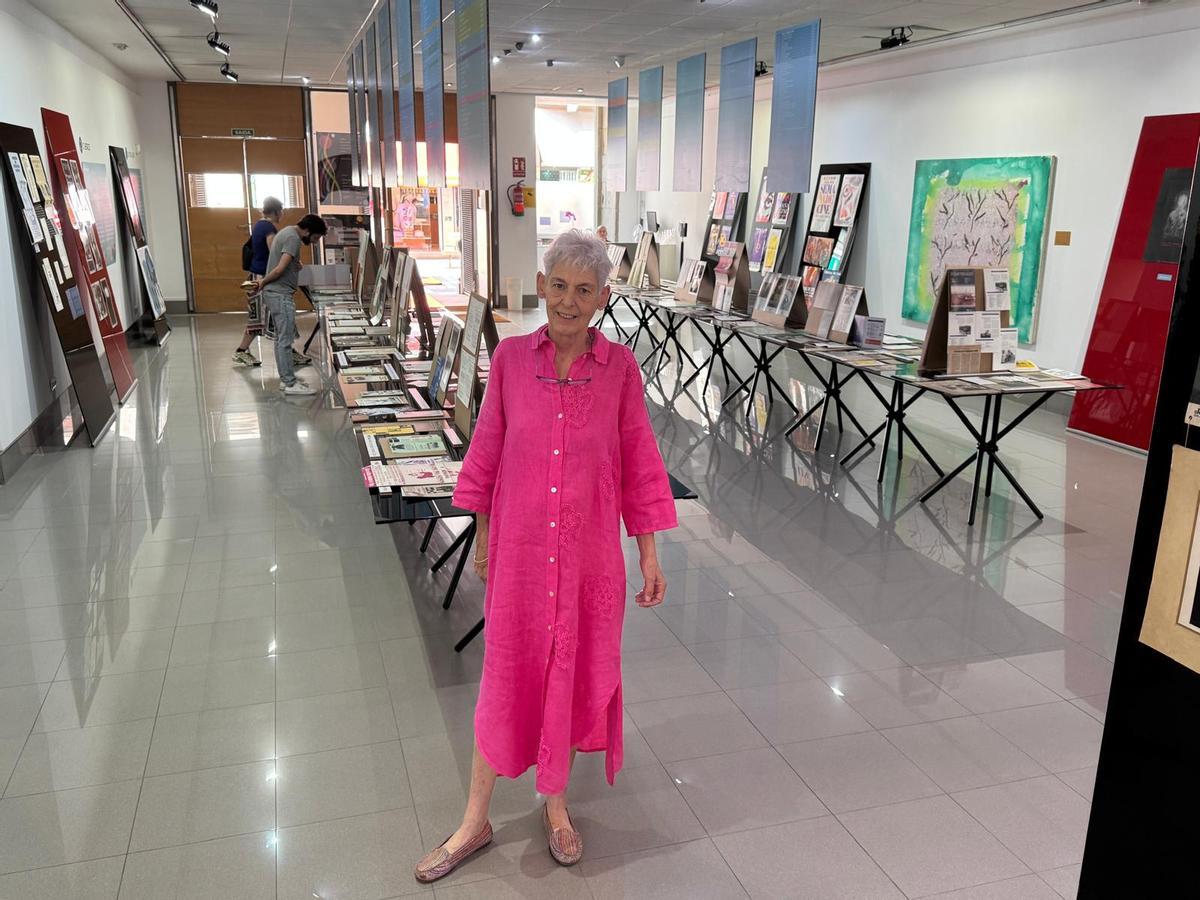 La exposición ocupa las dos plantas de la sala Rivas Briones.
