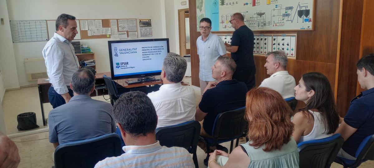 Los representantes de la EPSAR han presentado a las autoridades la intervención diseñada en el Marenyet.