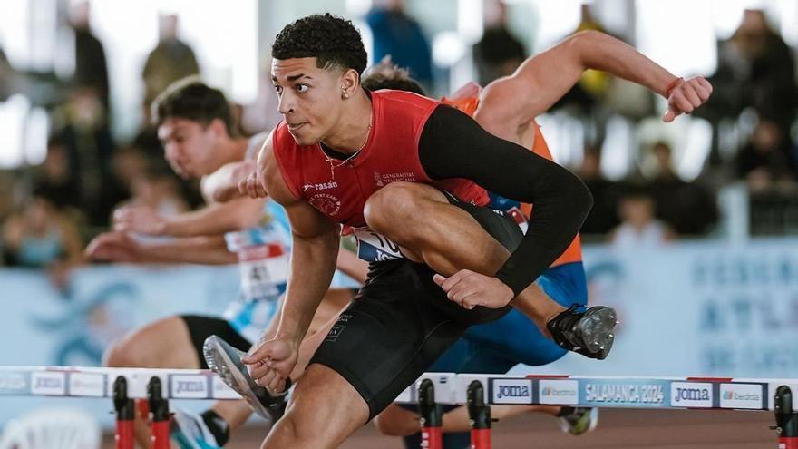 Dani Castilla conquista el Campeonato de España sub-20 y bate el récord nacional de los 60 metros vallas