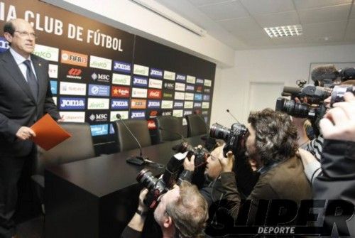 Llorente dimite como presidente del Valencia CF